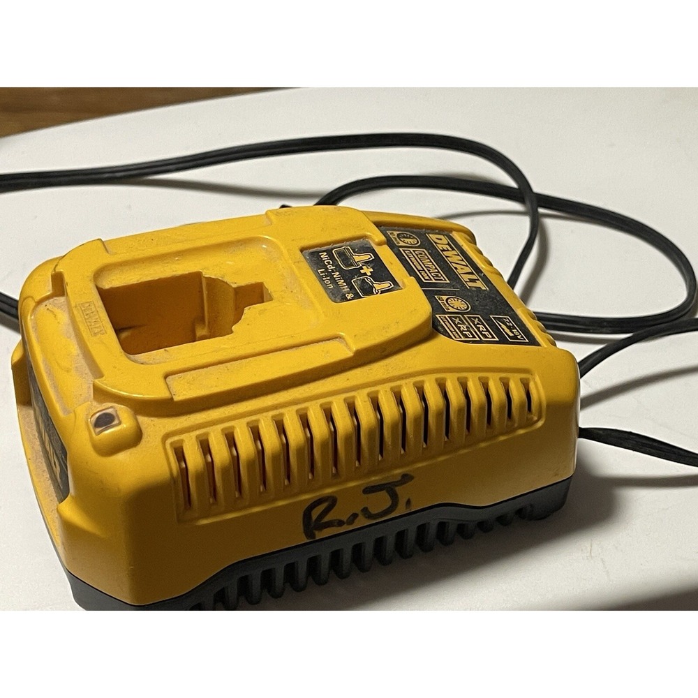 Dewalt DC9310 7.2-to-18-Volt  Battery Charger